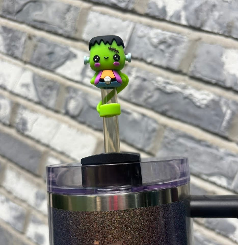 Frankie Straw Topper - 3D
