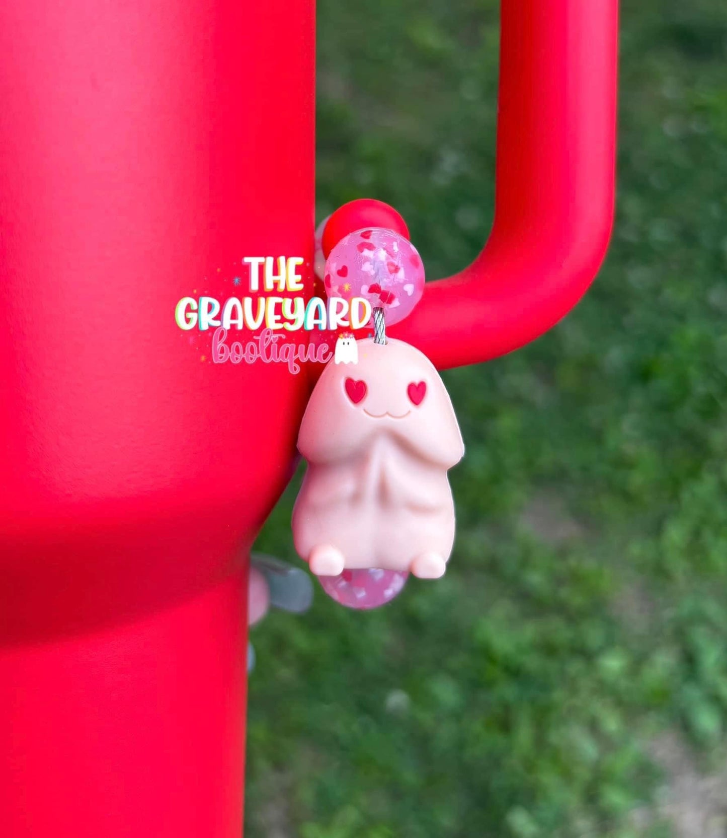 Amor Richard Tumbler Charm