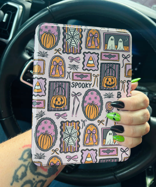 Spooky Halloween Frames Kindle Case